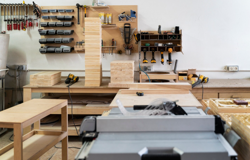 лучшие поставщики мебельных материалов в 2026